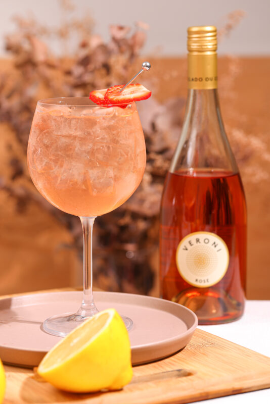 Drink com vinho rosé